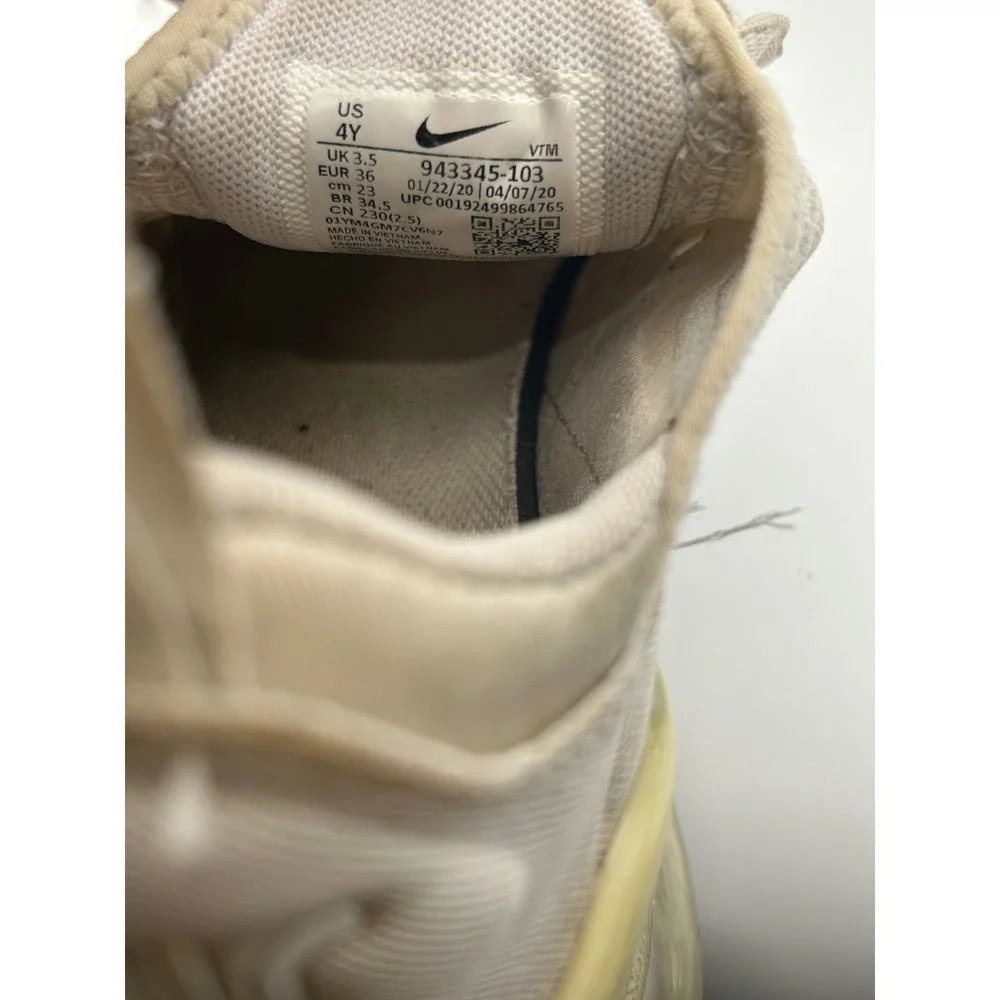 Nike Air Max 270 White Sail Running Shoes 943345-103 Youth Size 4Y‎